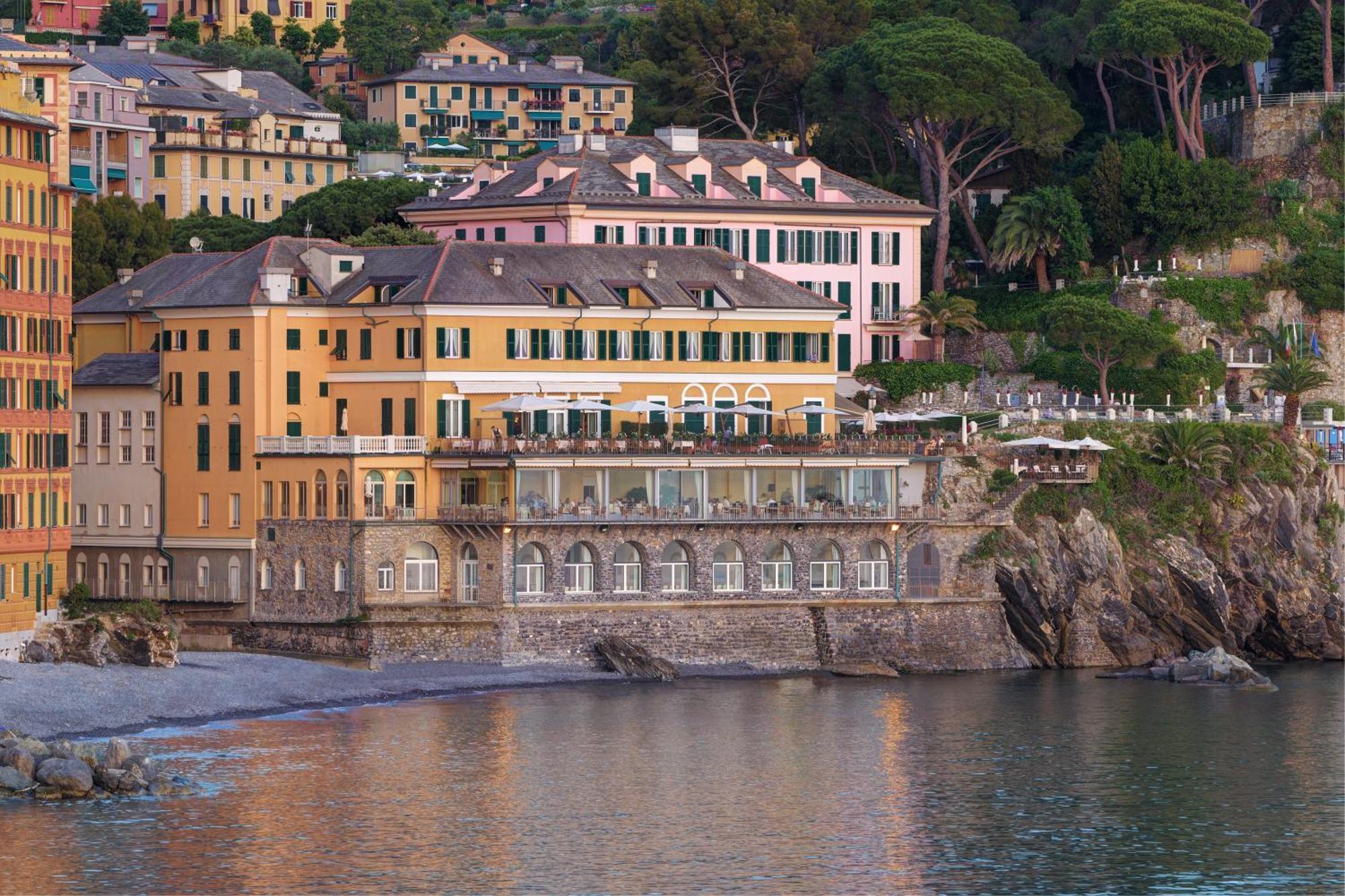 Hotel Cenobio Dei Dogi Камогли Екстериор снимка