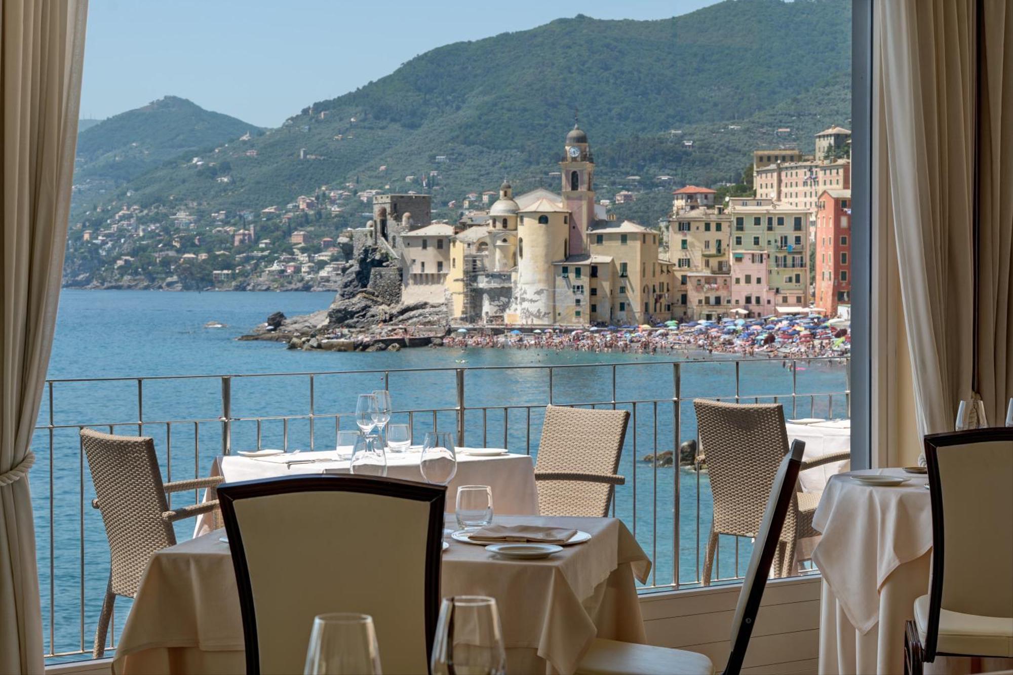 Hotel Cenobio Dei Dogi Камогли Екстериор снимка