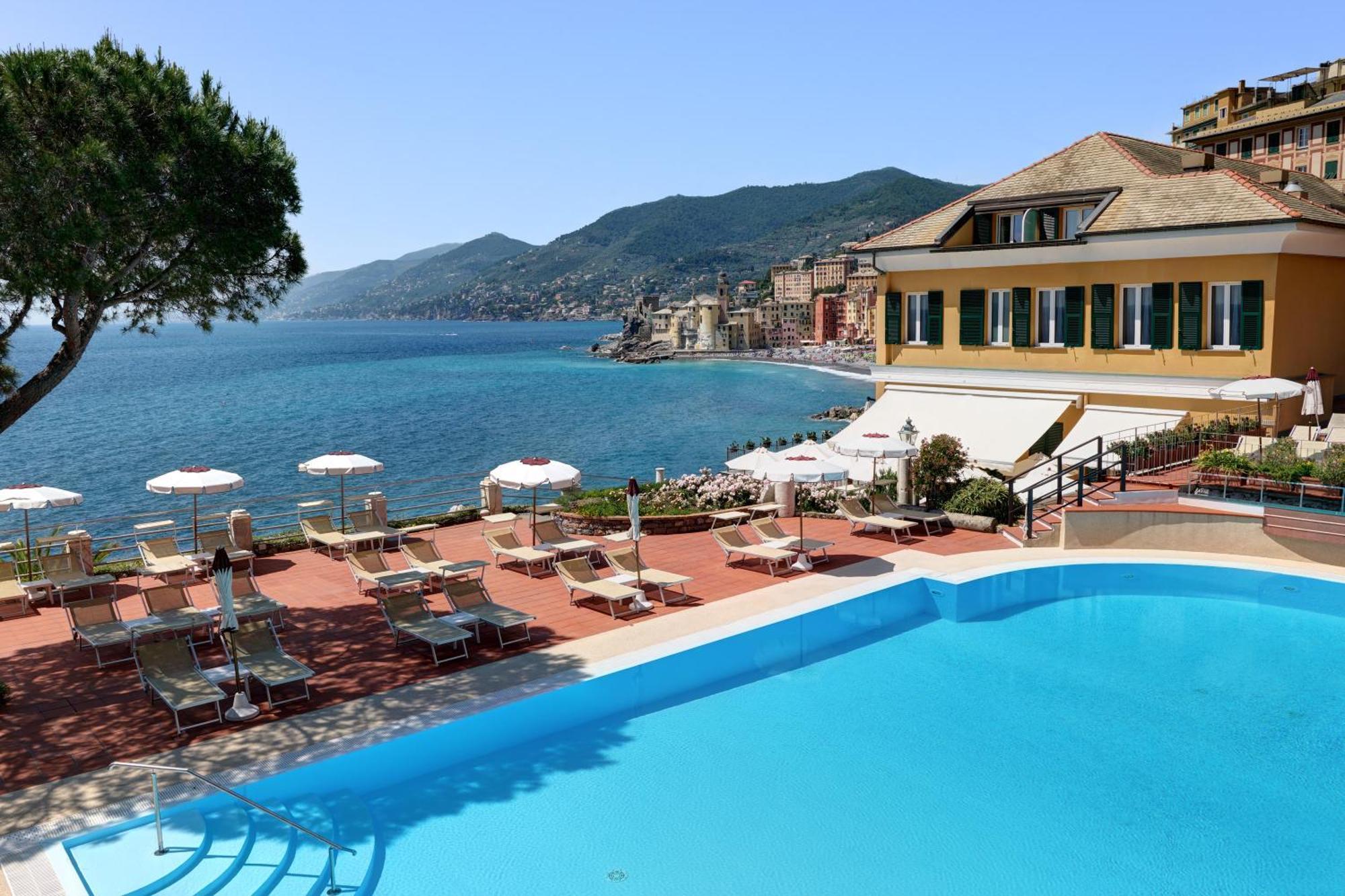 Hotel Cenobio Dei Dogi Камогли Екстериор снимка