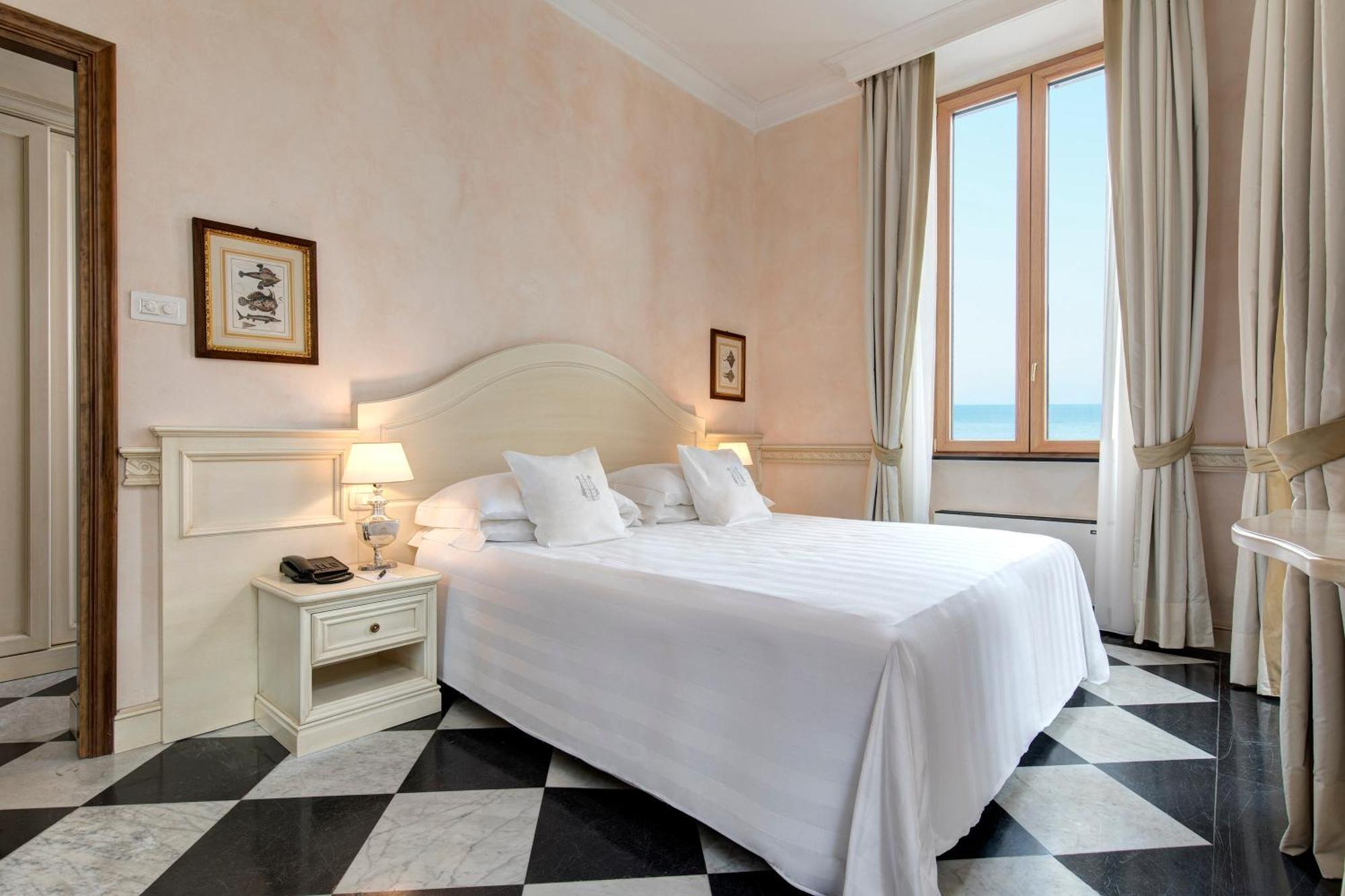 Hotel Cenobio Dei Dogi Камогли Екстериор снимка