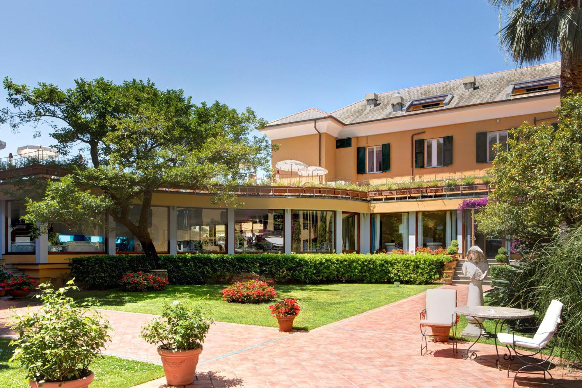 Hotel Cenobio Dei Dogi Камогли Екстериор снимка