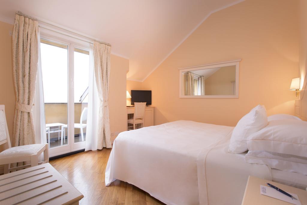 Hotel Cenobio Dei Dogi Камогли Екстериор снимка
