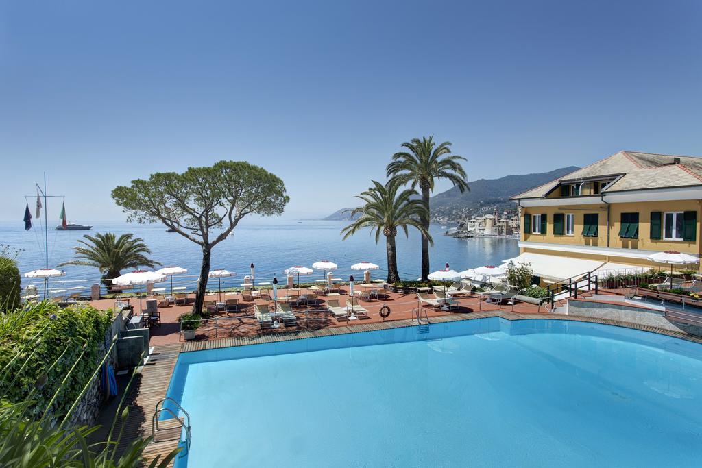 Hotel Cenobio Dei Dogi Камогли Екстериор снимка
