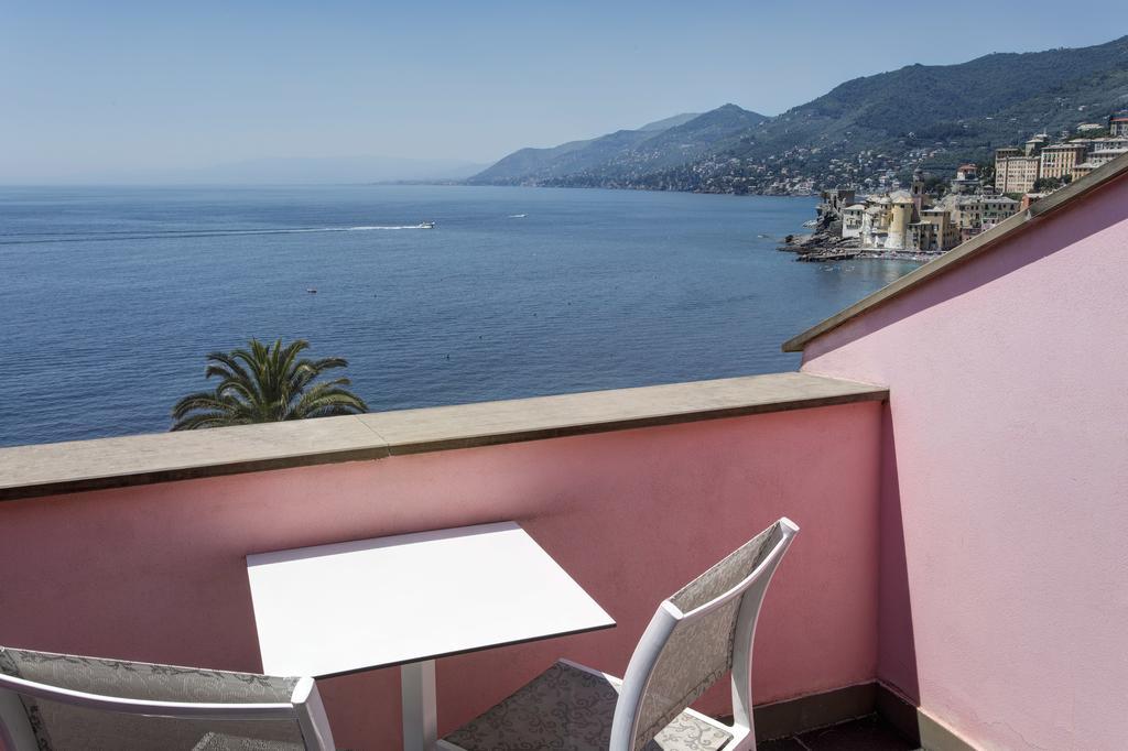 Hotel Cenobio Dei Dogi Камогли Екстериор снимка