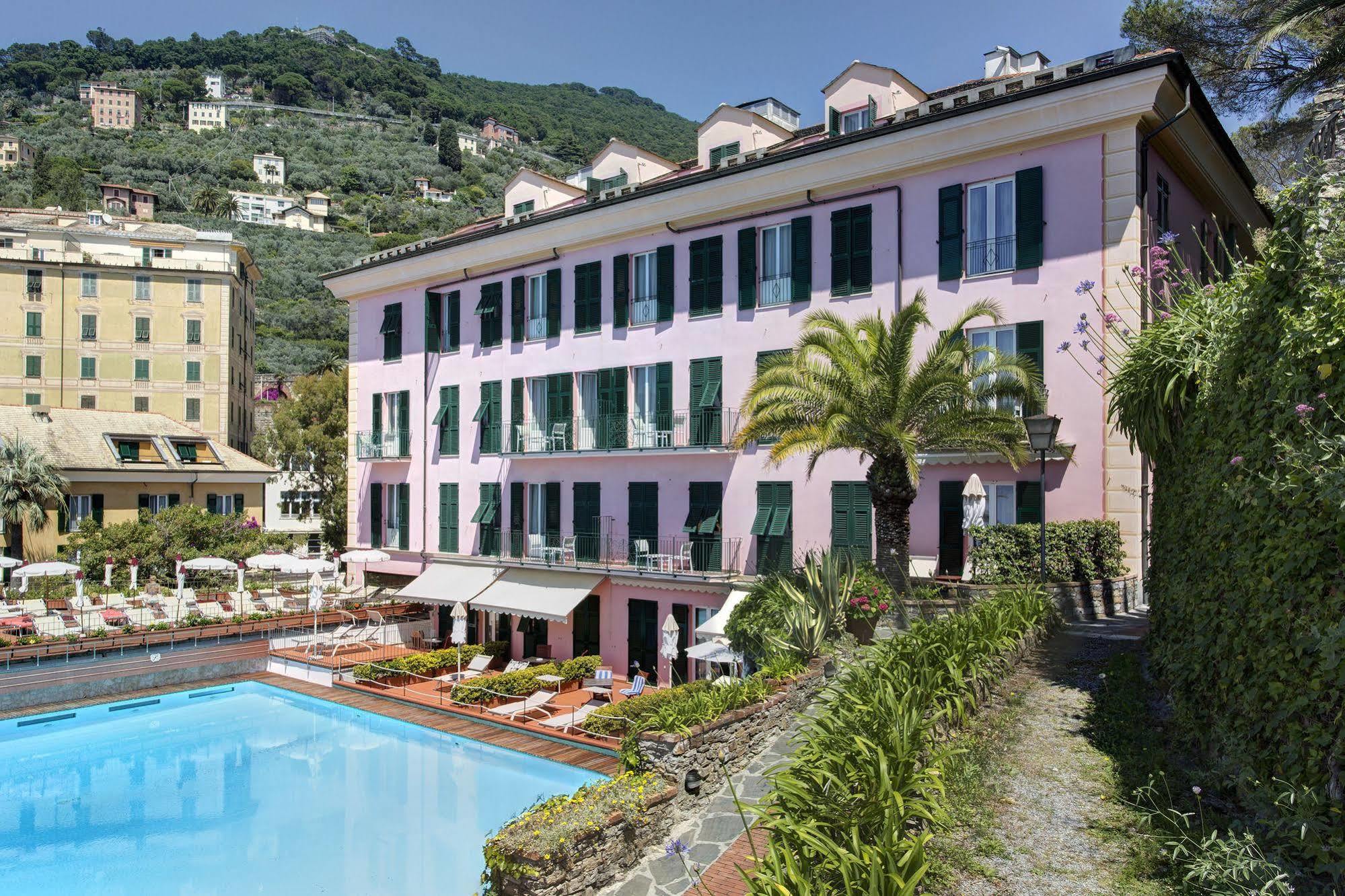 Hotel Cenobio Dei Dogi Камогли Екстериор снимка