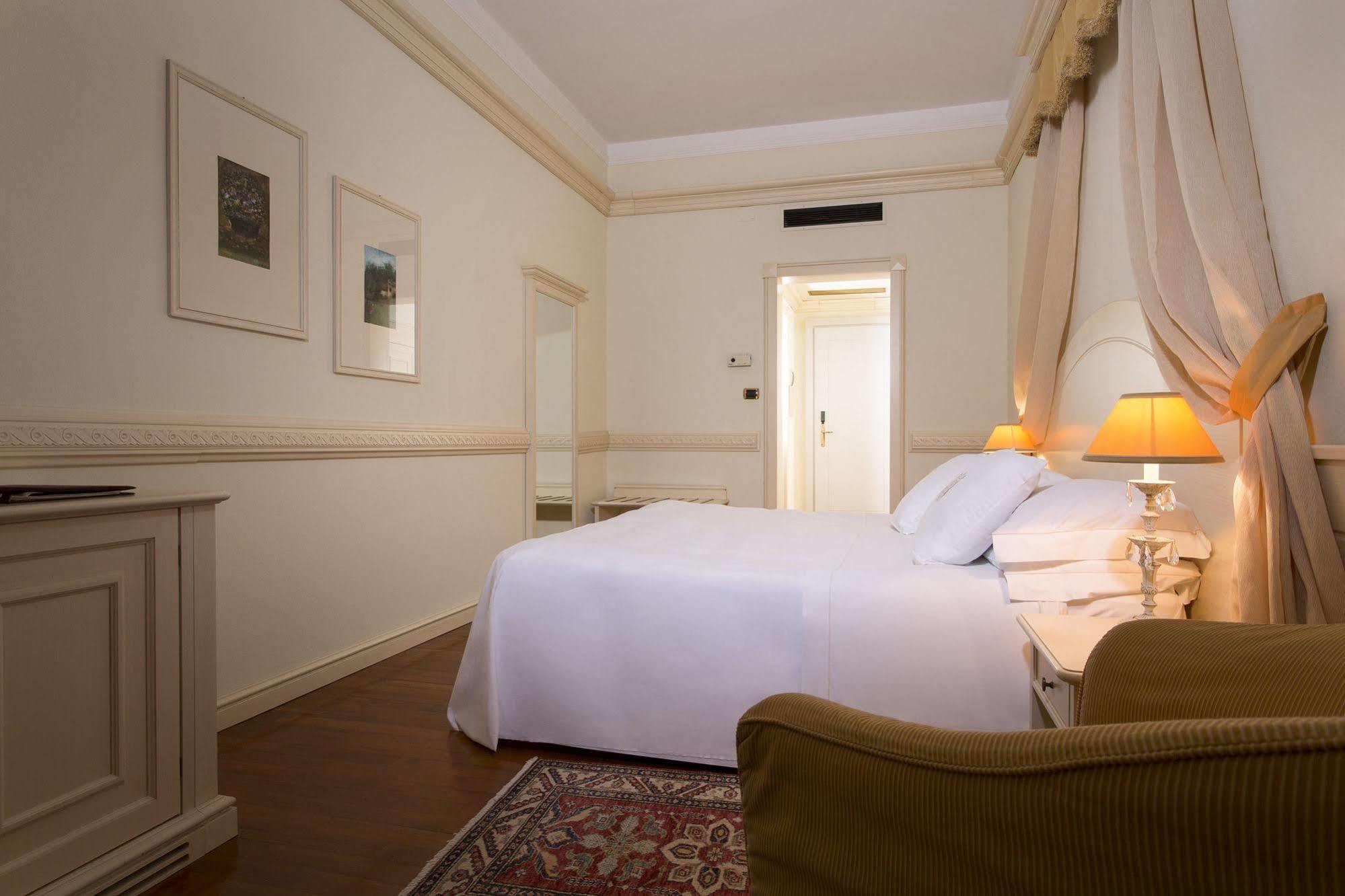 Hotel Cenobio Dei Dogi Камогли Екстериор снимка
